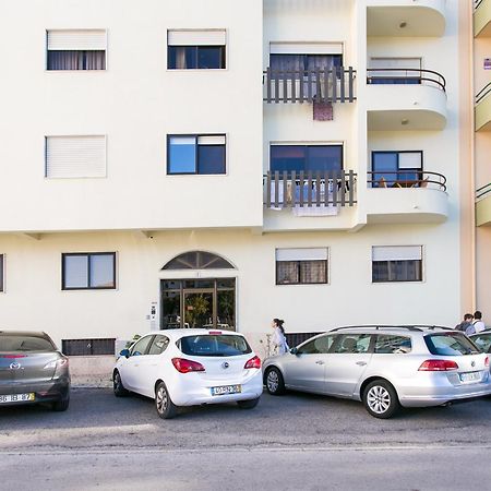 Apartamento Central Setubal Sossegado E Com Luz Extérieur photo