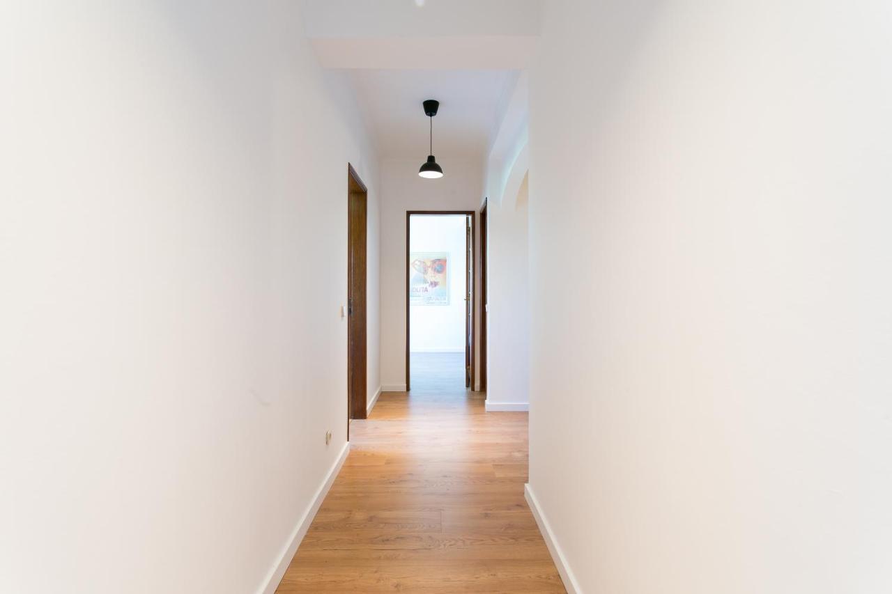 Apartamento Central Setubal Sossegado E Com Luz Extérieur photo