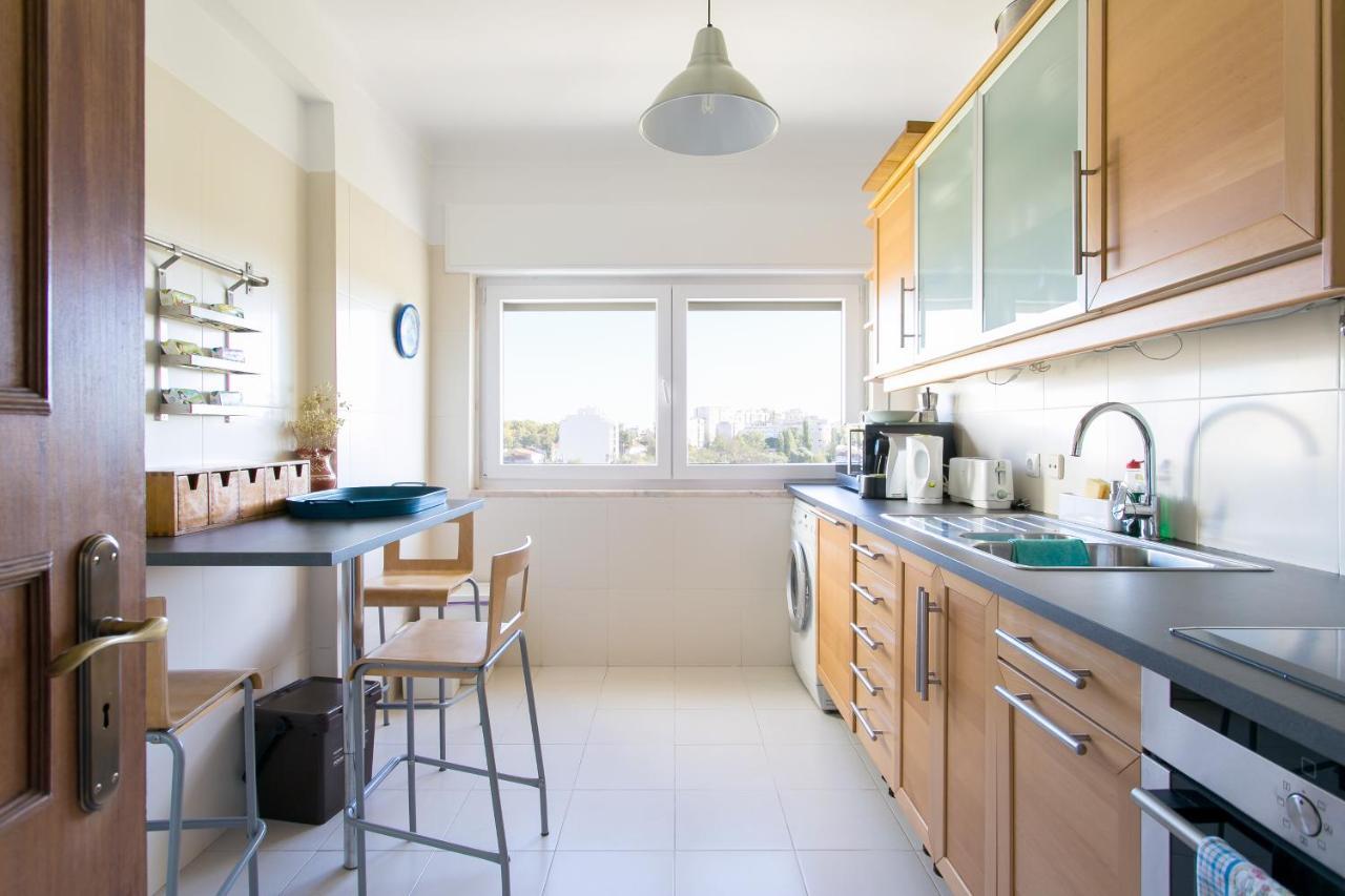 Apartamento Central Setubal Sossegado E Com Luz Extérieur photo