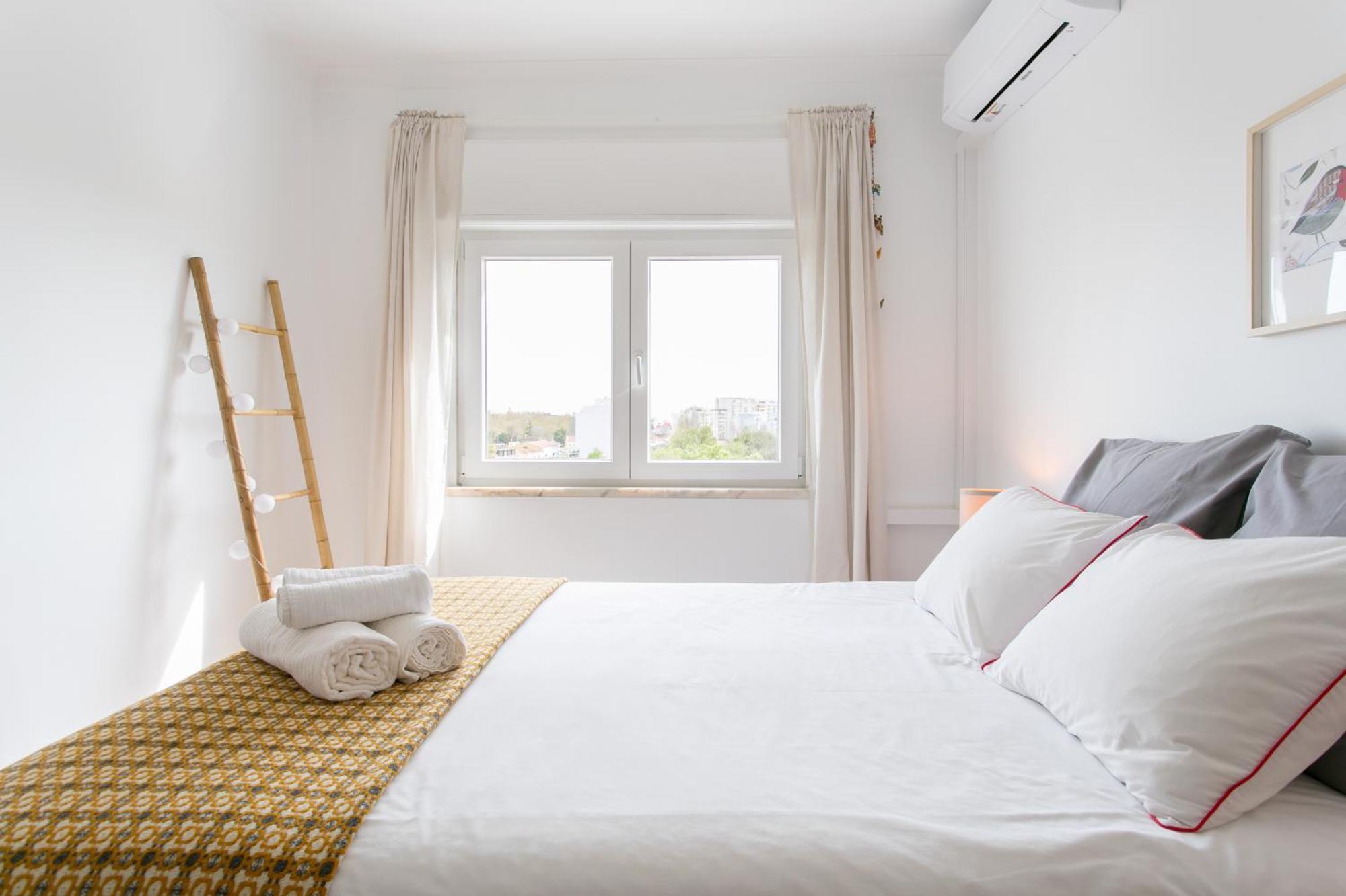 Apartamento Central Setubal Sossegado E Com Luz Extérieur photo