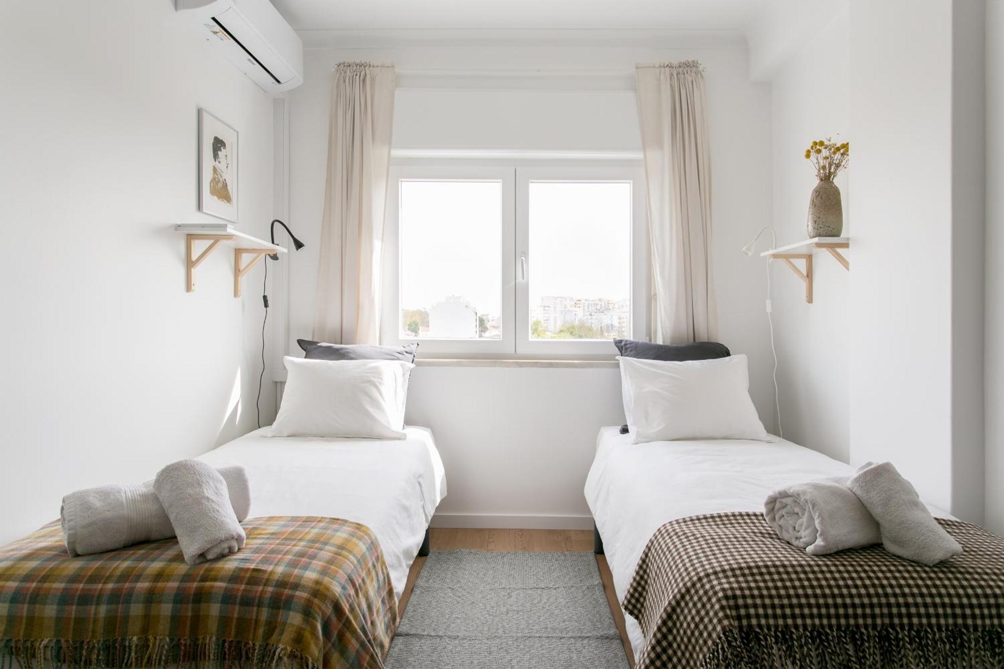 Apartamento Central Setubal Sossegado E Com Luz Extérieur photo